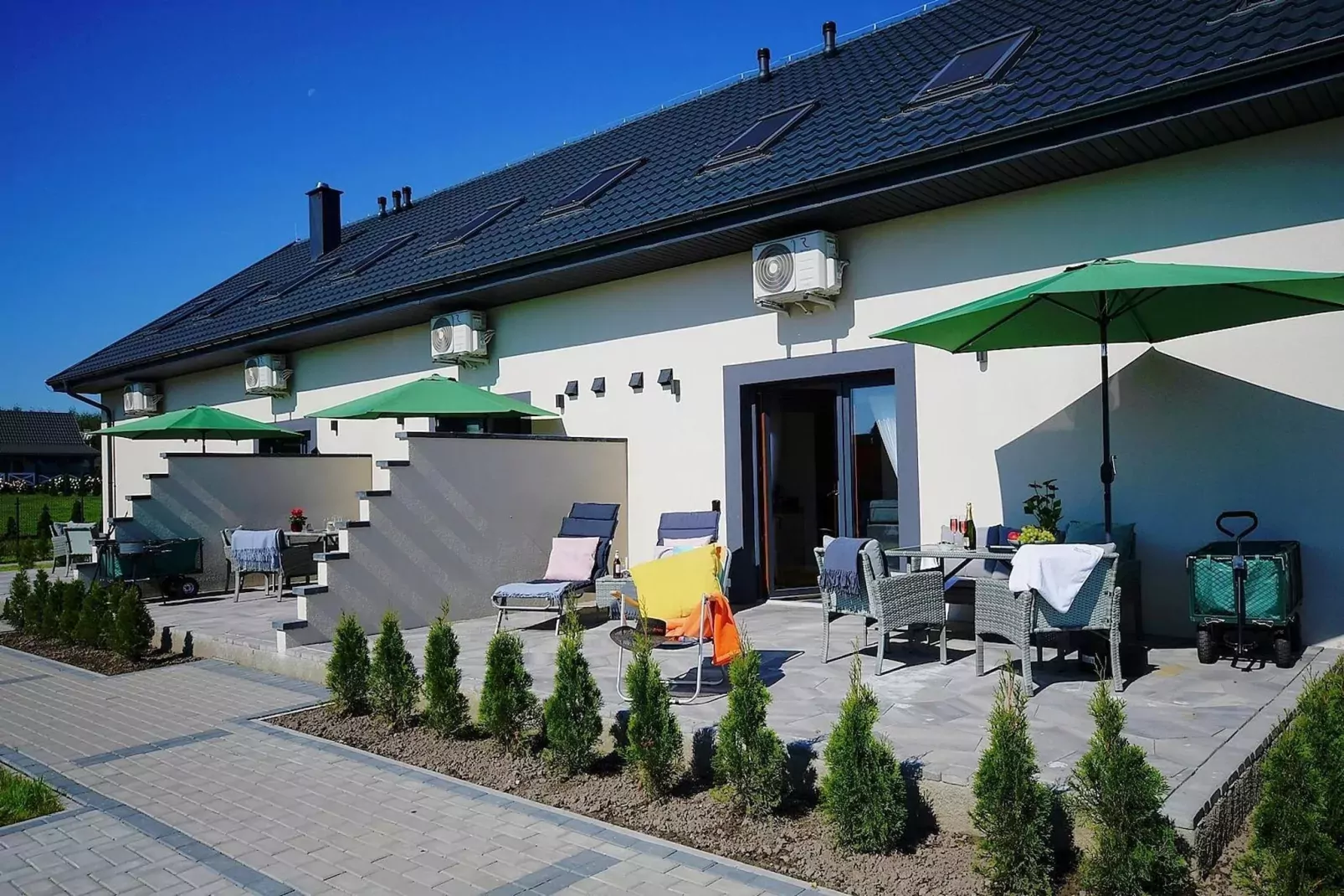 Apartament nr 1 Mielenko-Buitenkant zomer