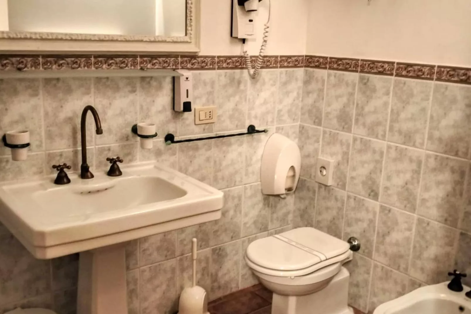 Assisi 3 pax-Badkamer