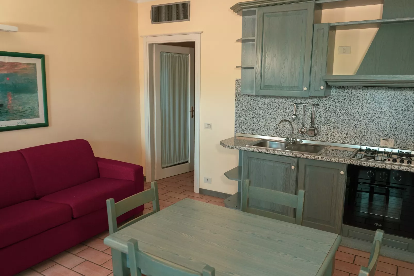 Assisi 4 pax-Woonkamer