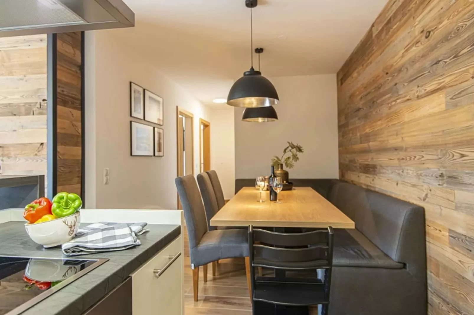 GA3C Alpenleben Apartments-Eetkamer