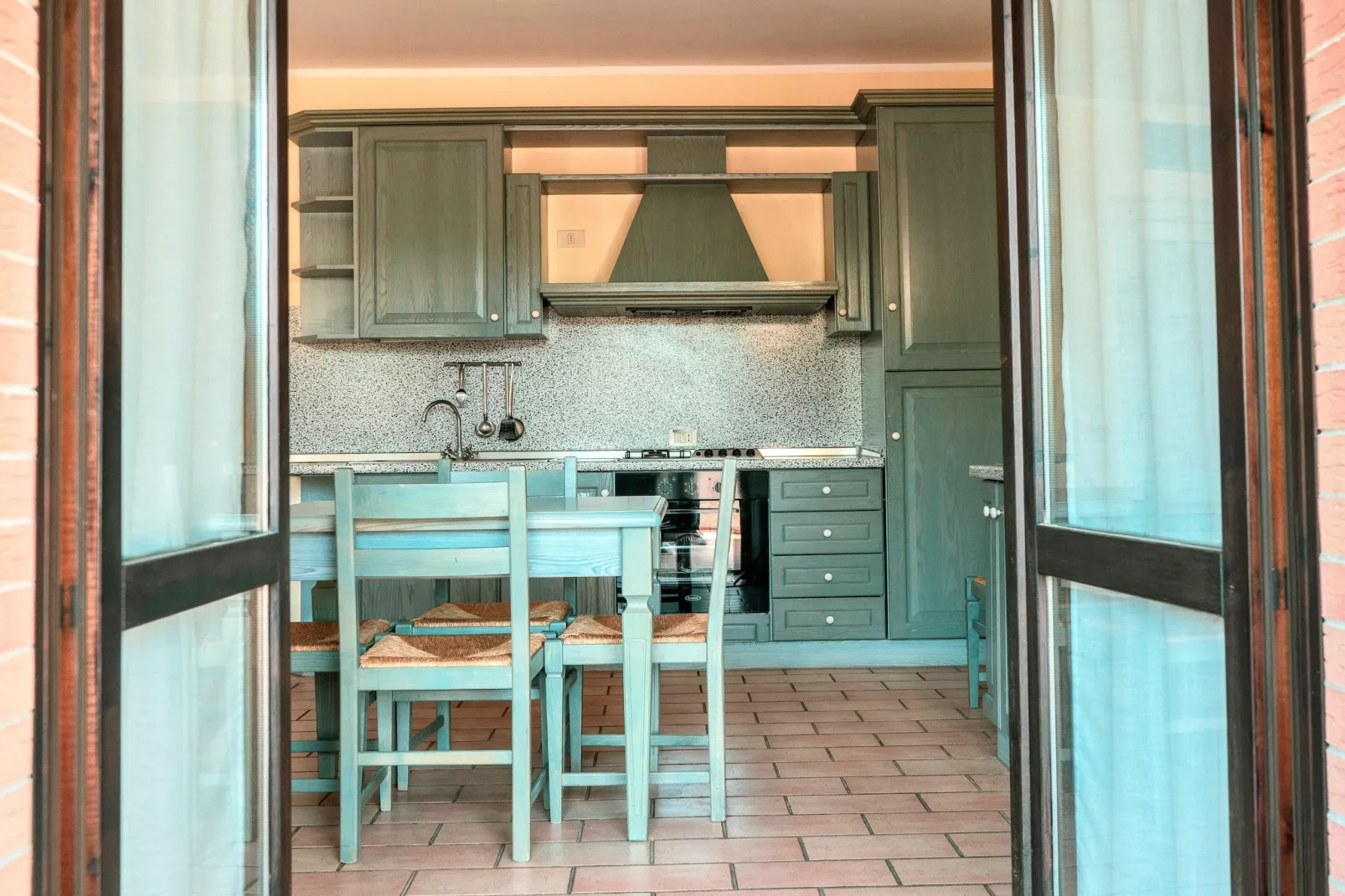 Assisi 4 pax-Woonkamer