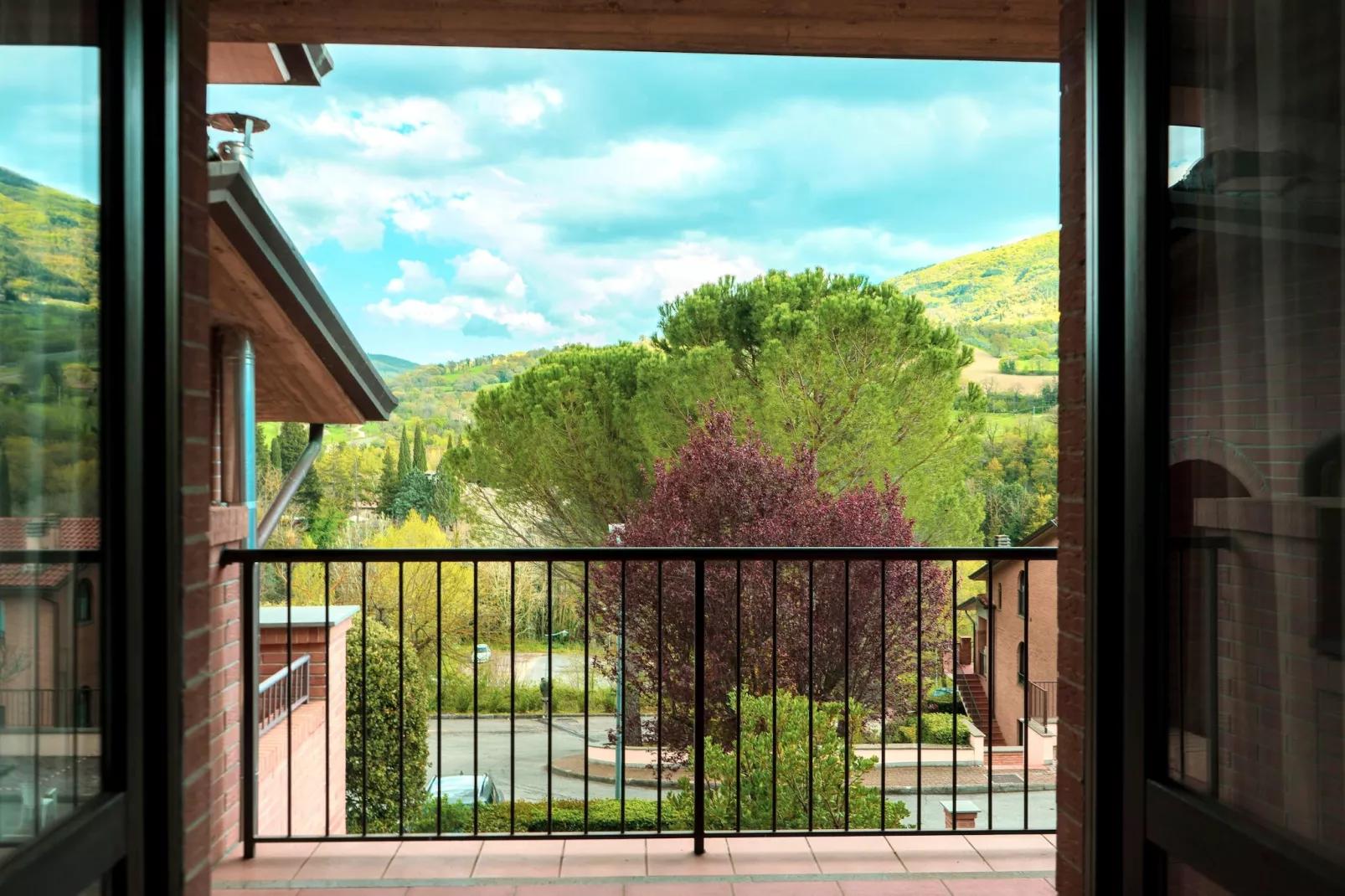 Assisi 4 pax-Uitzicht zomer
