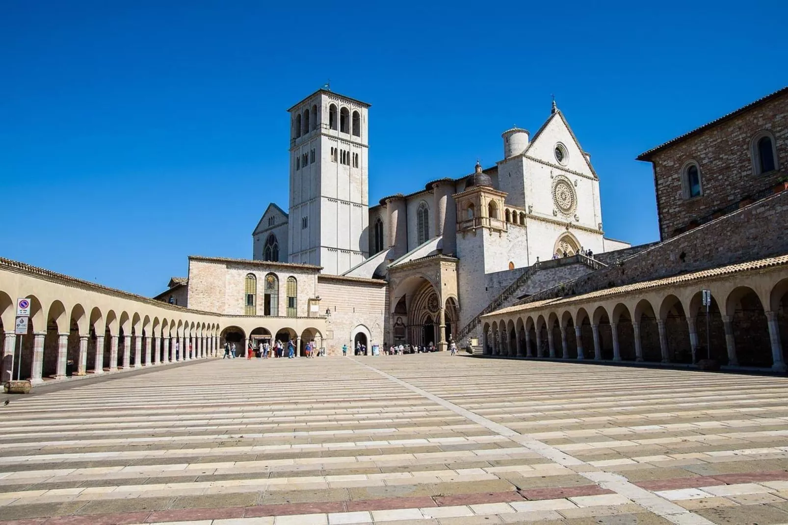 Assisi 4 pax-Gebieden zomer 5km