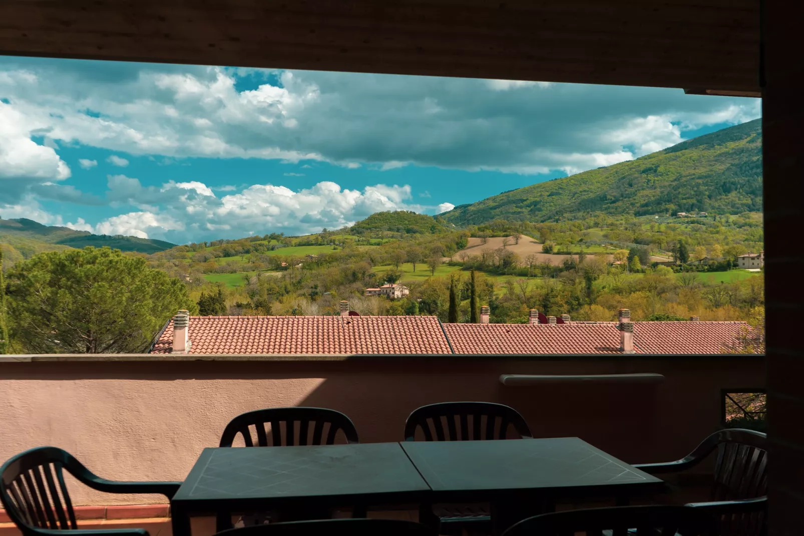 Assisi 6 pax-Terrasbalkon