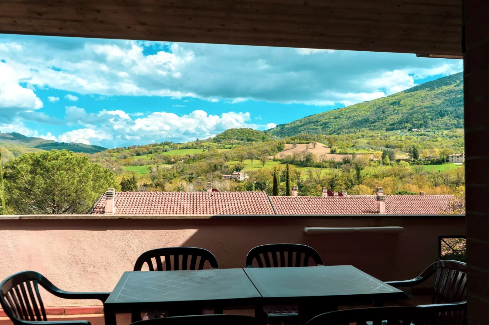 Assisi 6 pax-Terrasbalkon