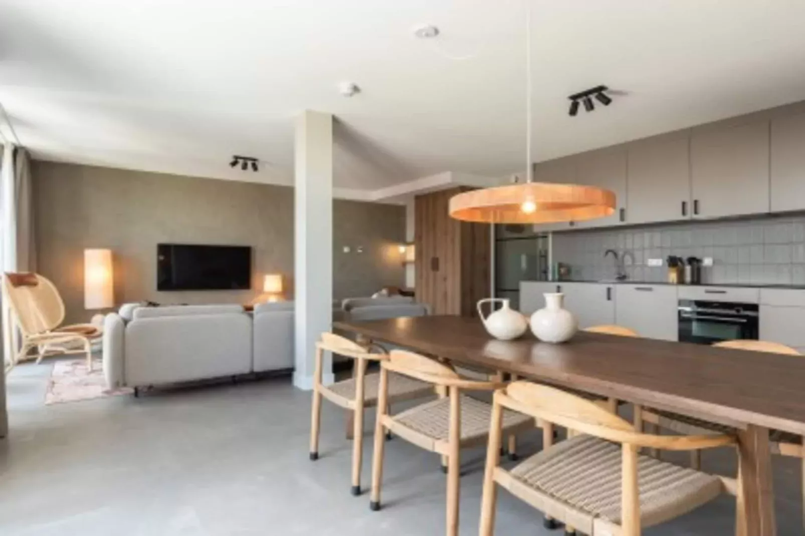 Scheveningen Harbour 16-Eetkamer