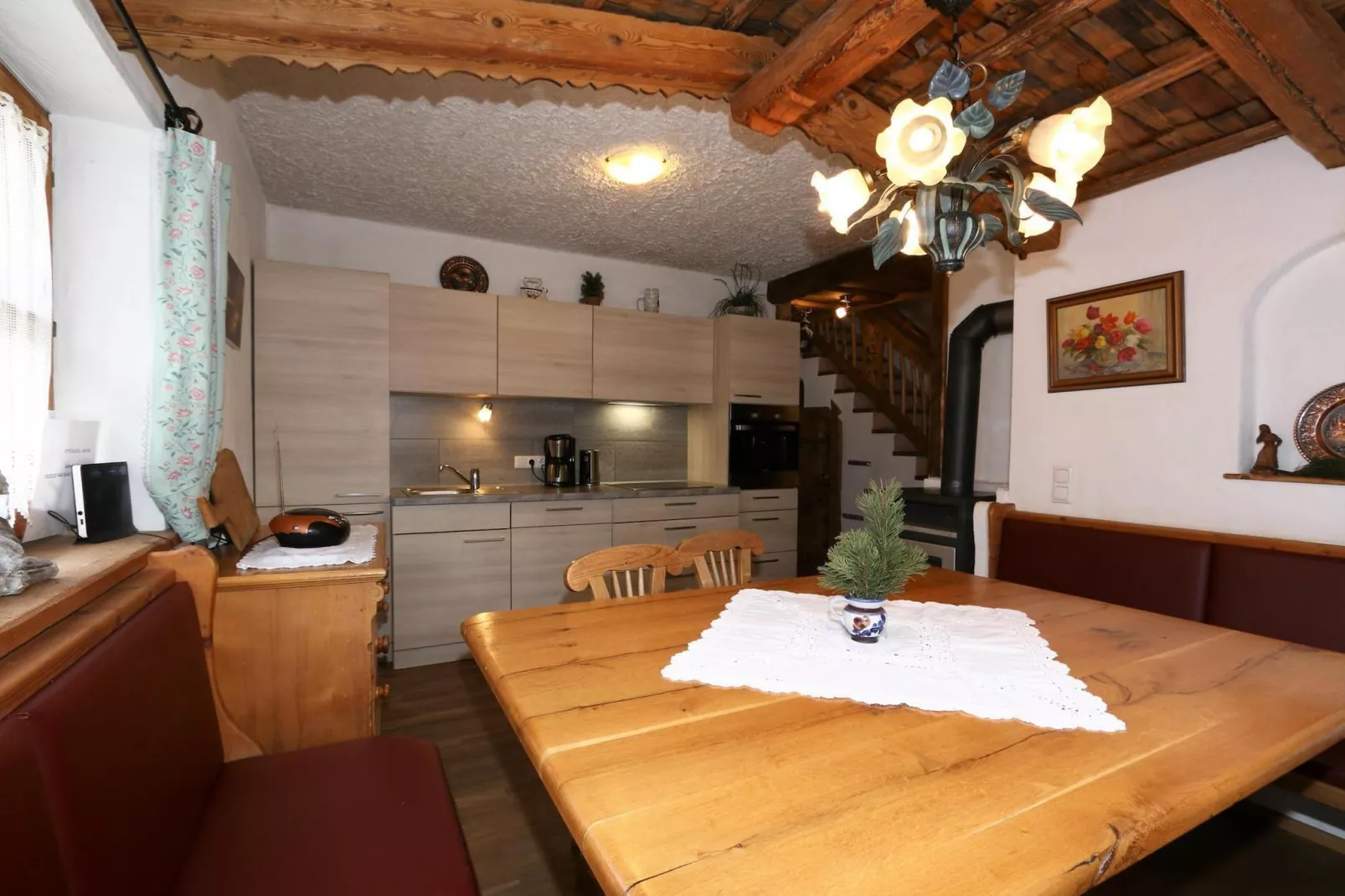Lieslhütte-Eetkamer