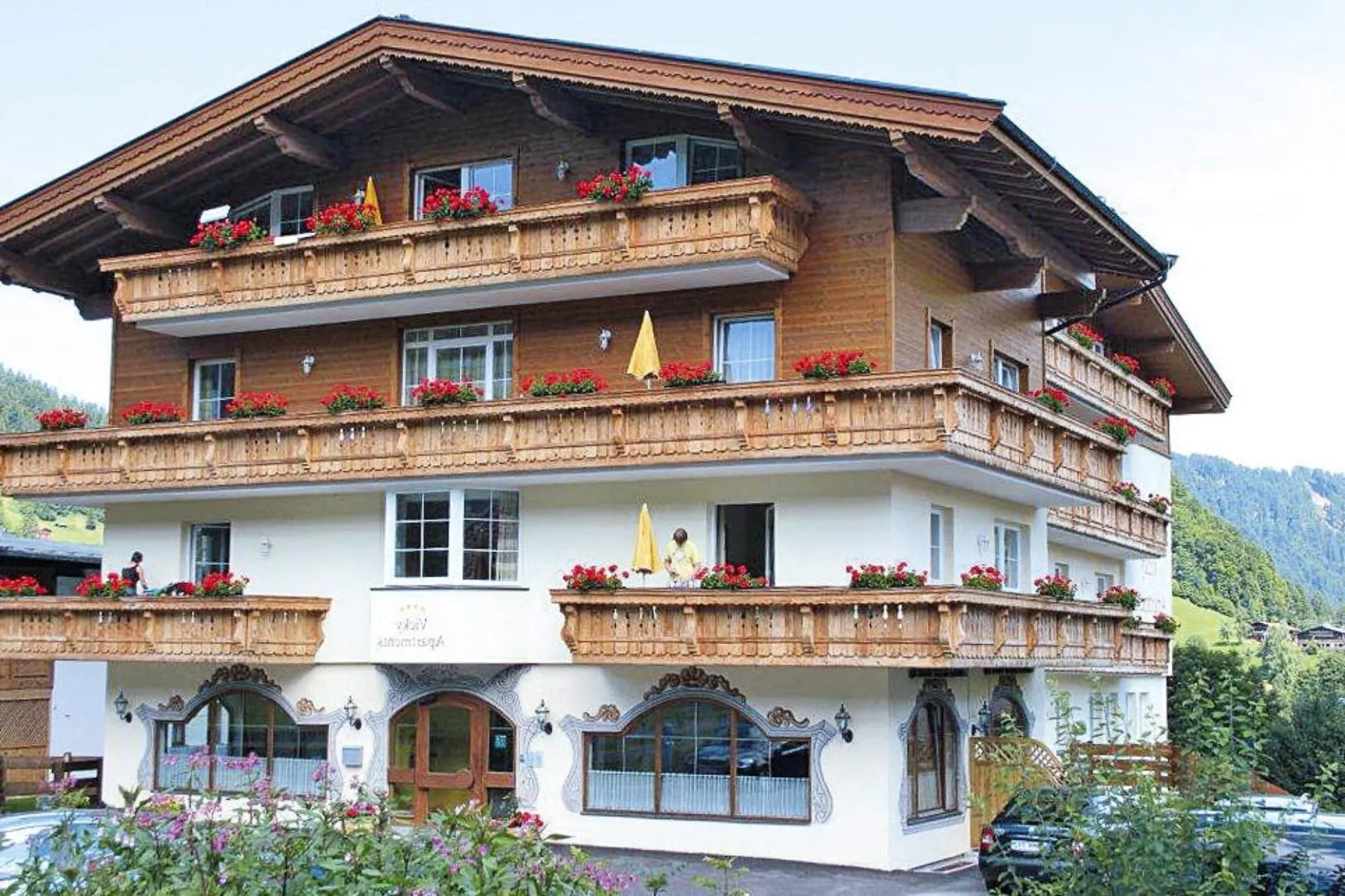 Vicky Apartments-Buitenkant zomer