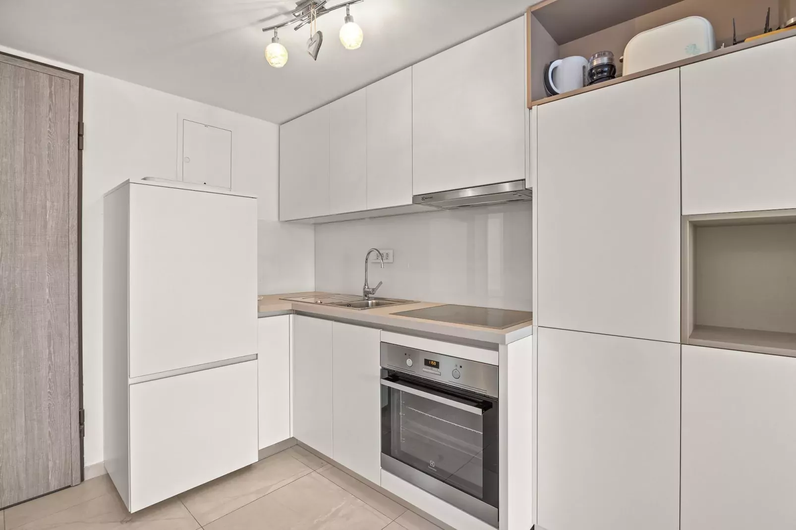 Apartment Paula with Sea View-Keuken