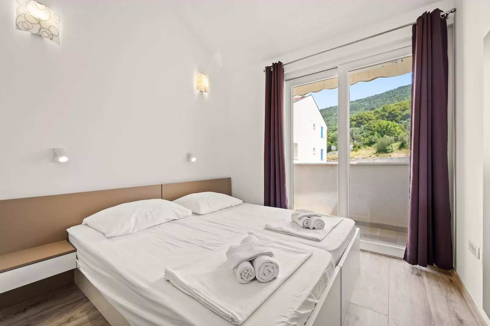 Apartment Paula with Sea View