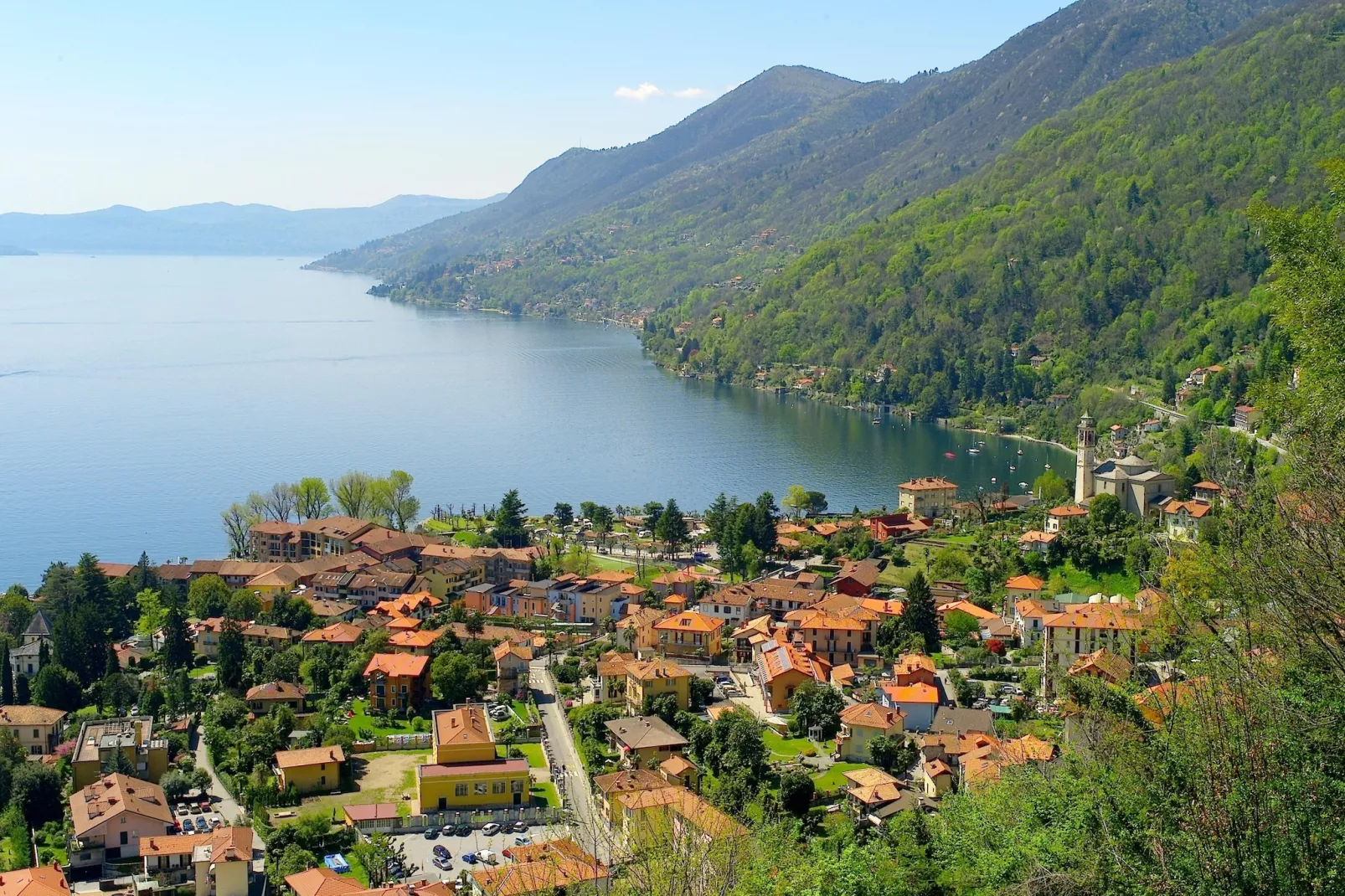 Ai Rronchi - piccolo appartamento con giardino a Cannero-Gebieden zomer 20km