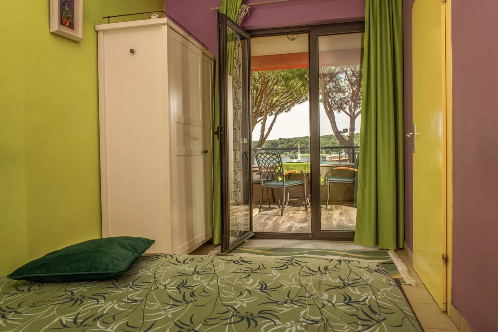 Oliveto - Apartment Lavanda with Sea View-Slaapkamer