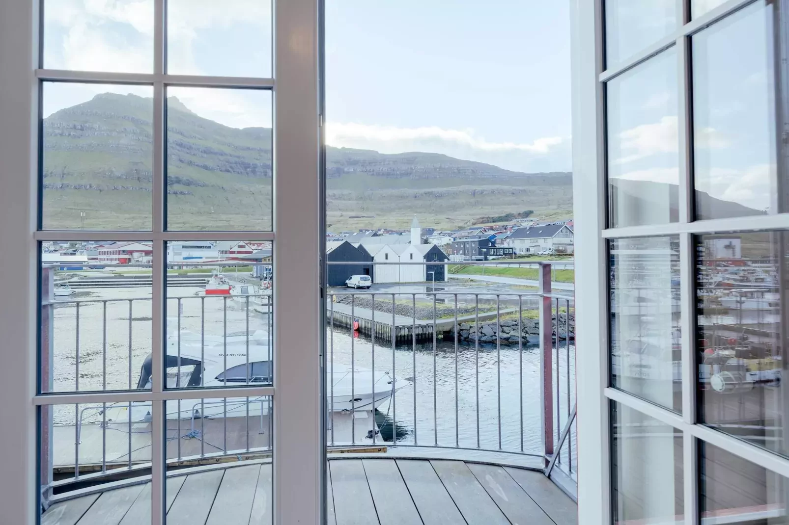 Marina Hideaway in Leirvík -- By Traum Ferienwohnungen-Binnen