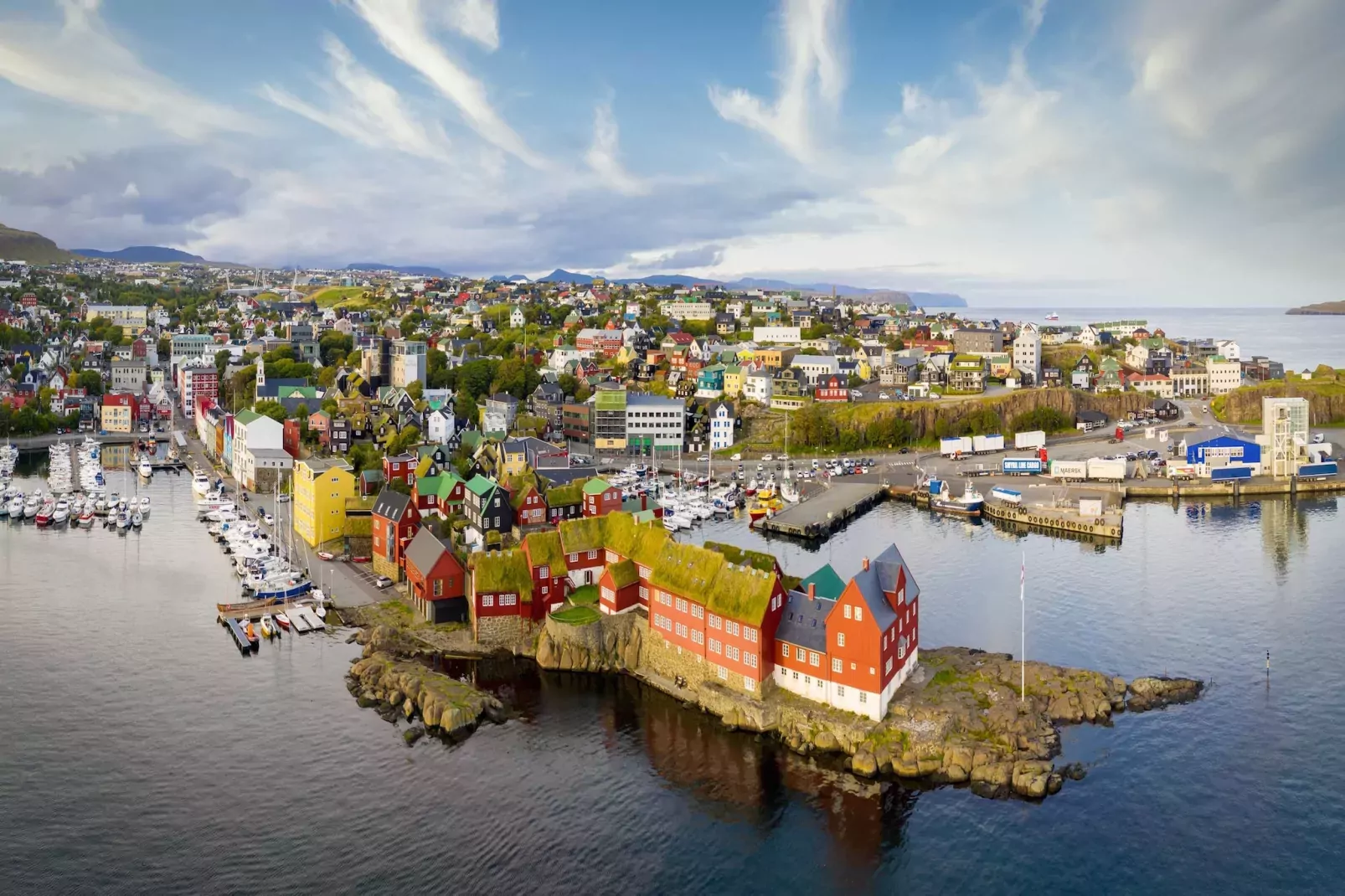 Luxe hut in Torshavn -- By Traum Ferienwohnungen-Uitzicht