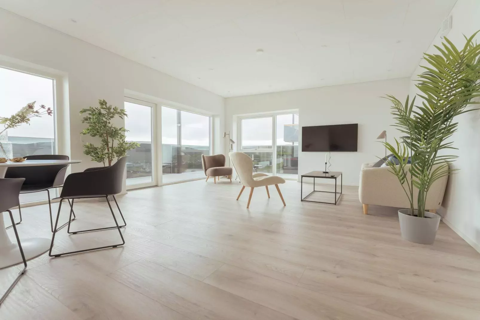 Mooi appartement met uitzicht op zee-Binnen