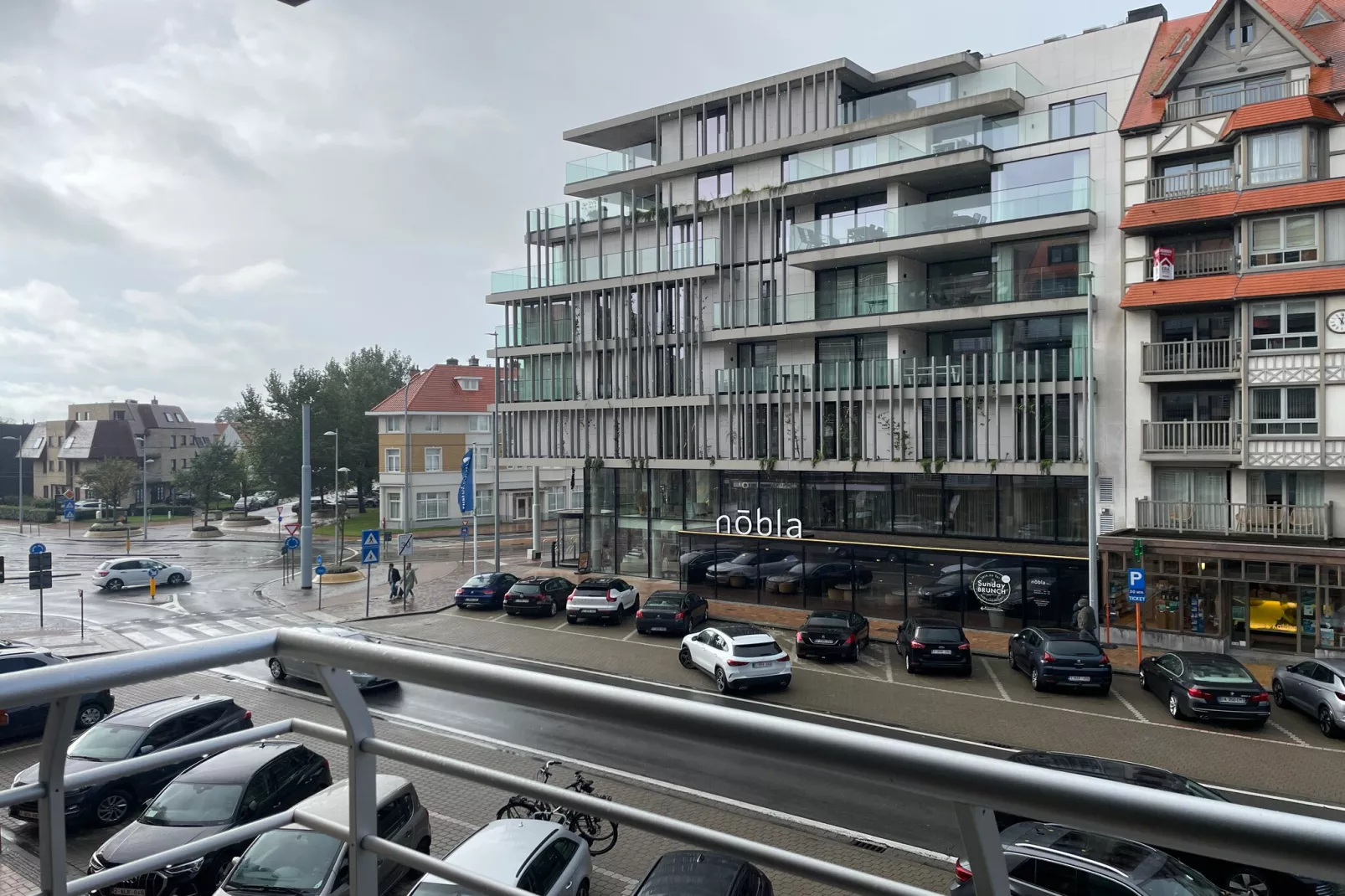 VUURTOREN90 90/0203GAR-Uitzicht zomer
