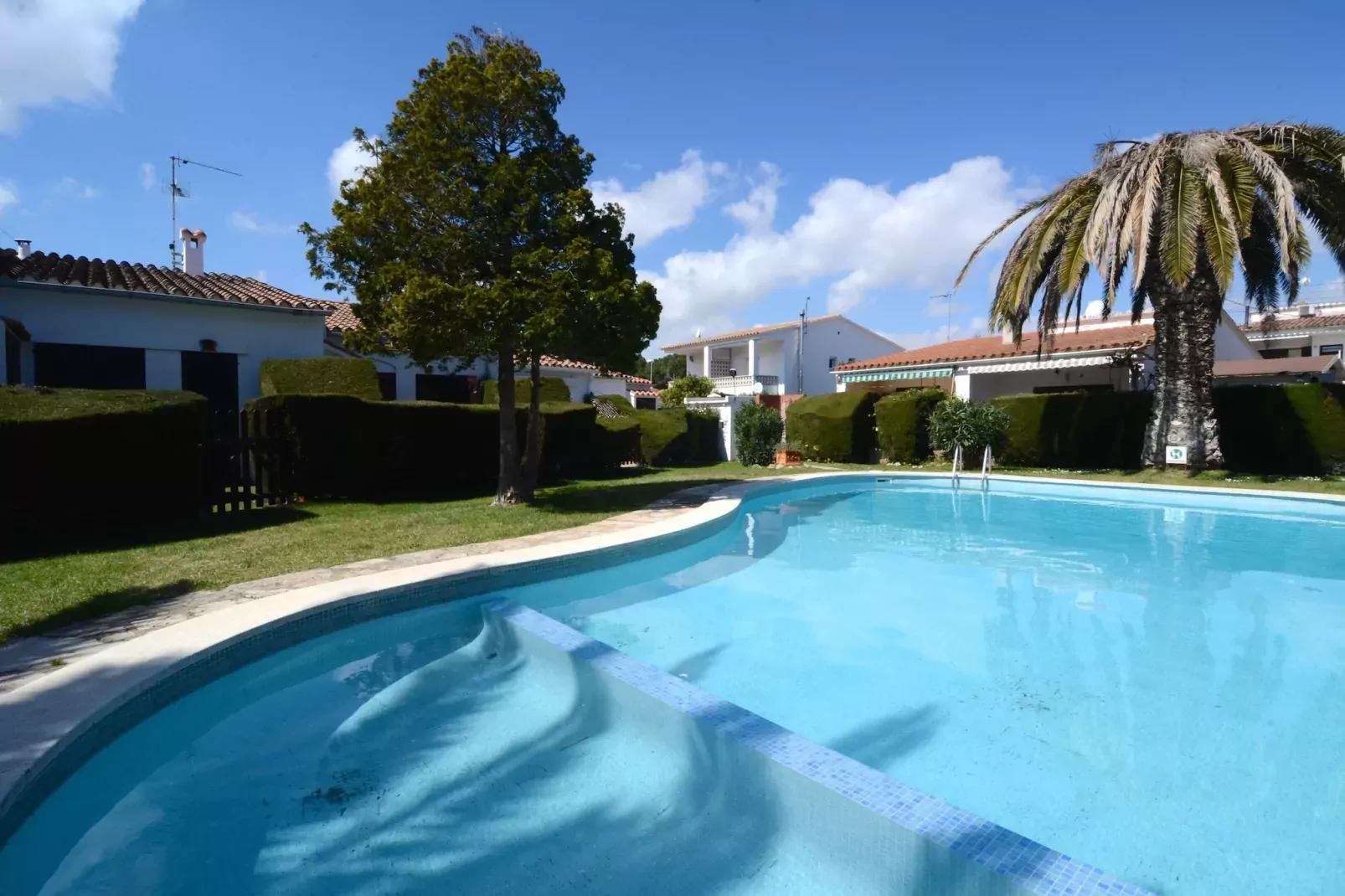 poolofhouse