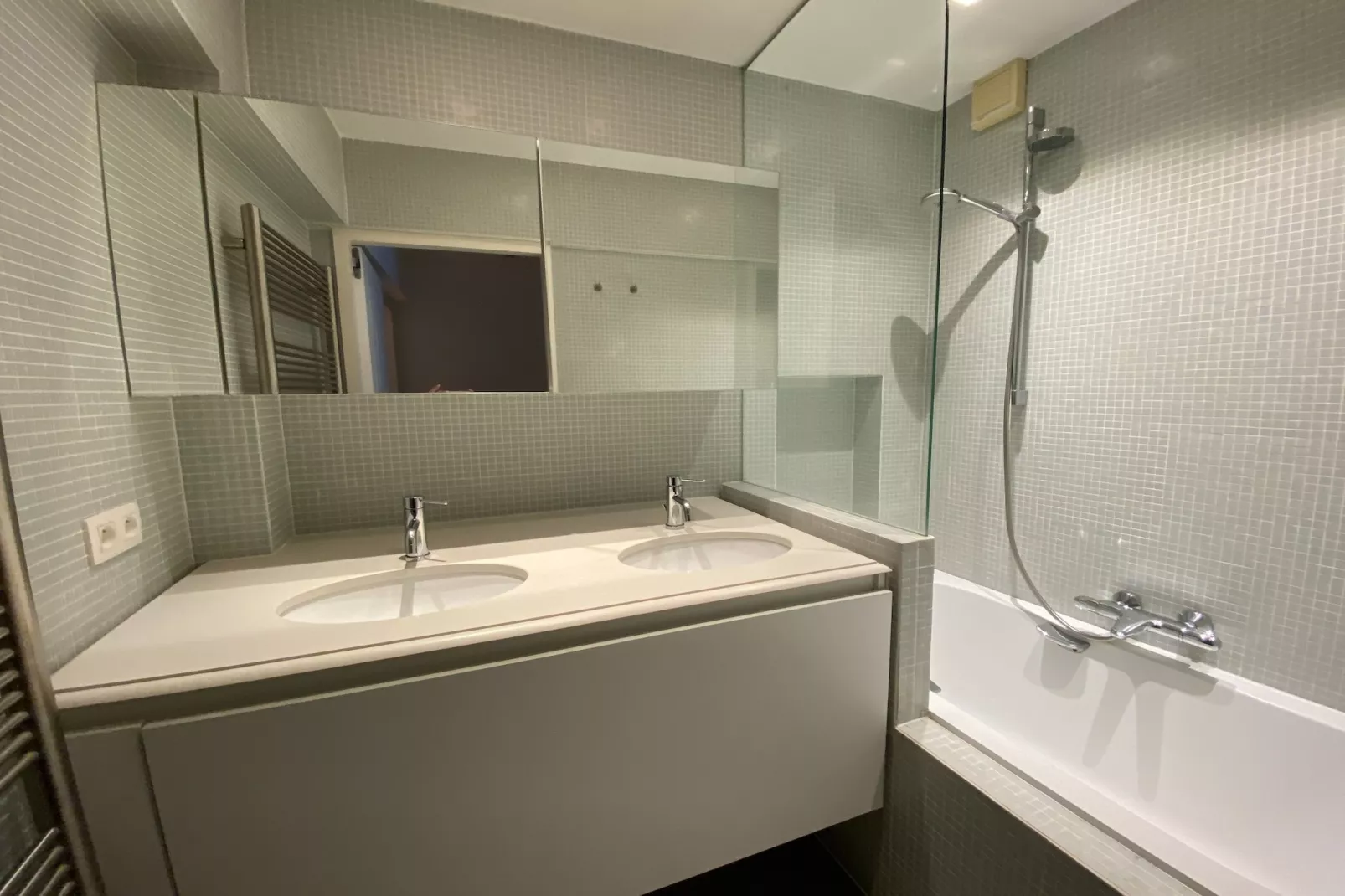 SUN BEACH I-Badkamer