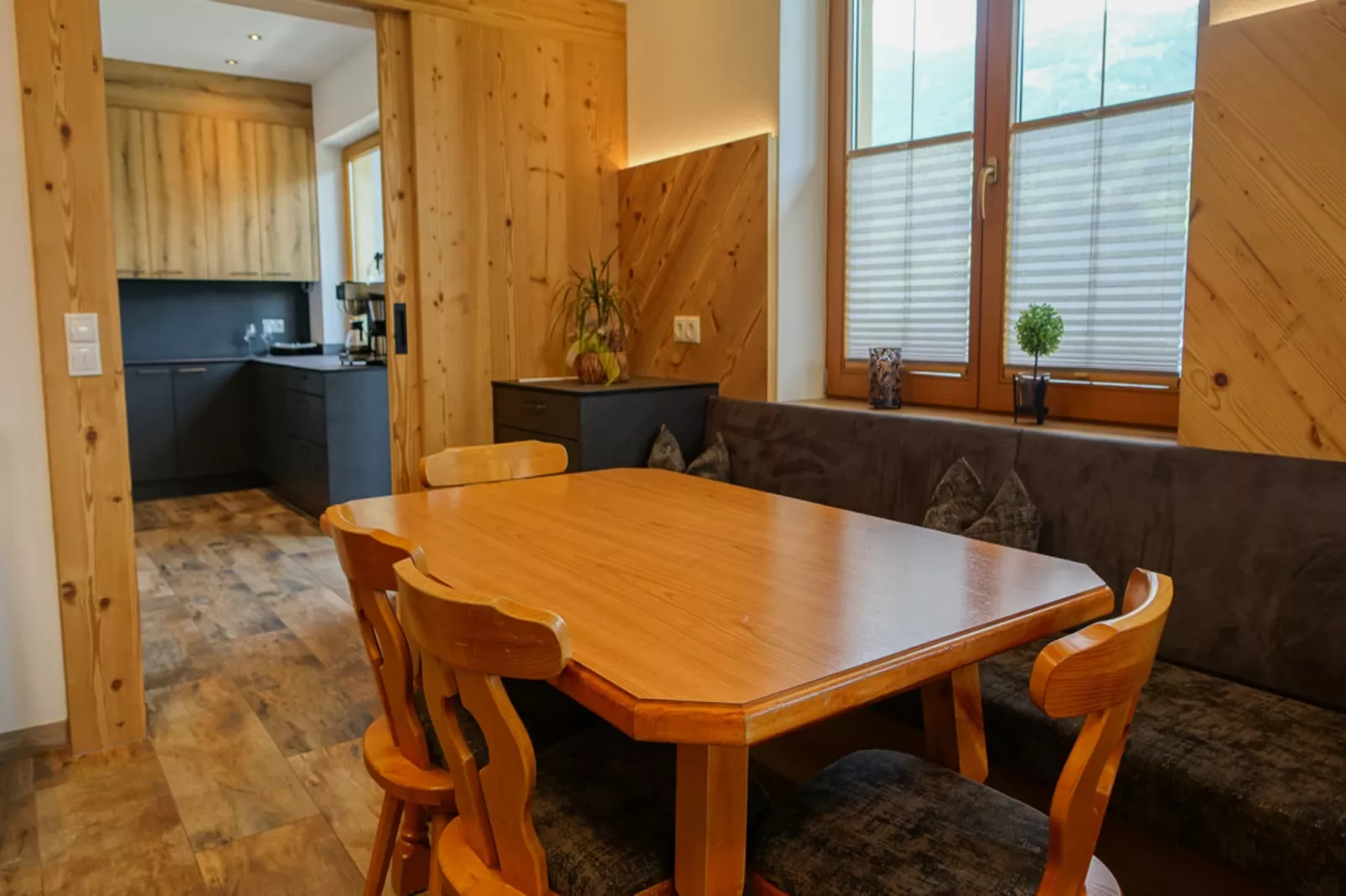 Gruppenhaus zur schönsten Aussicht-Woonkamer
