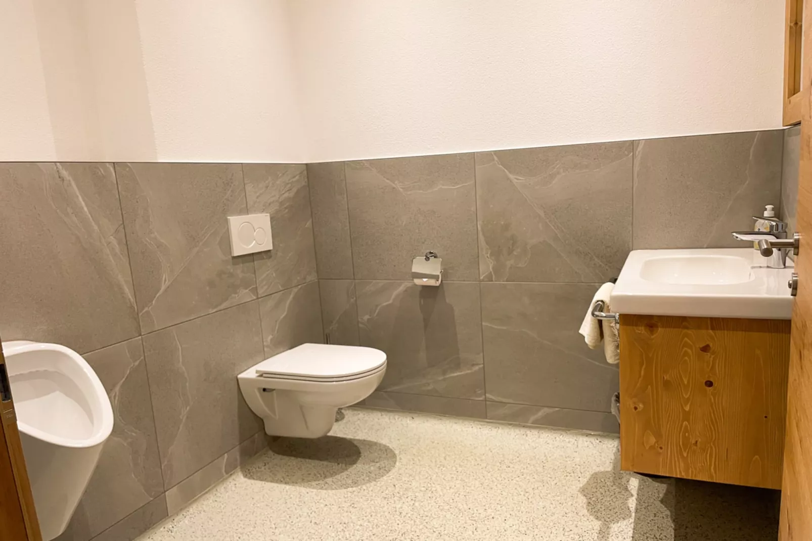 Gruppenhaus zur schönsten Aussicht-Badkamer