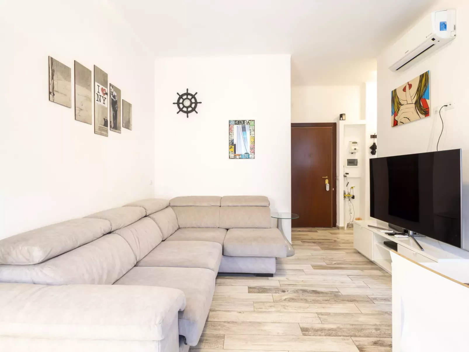Suzzani Flat-Binnen