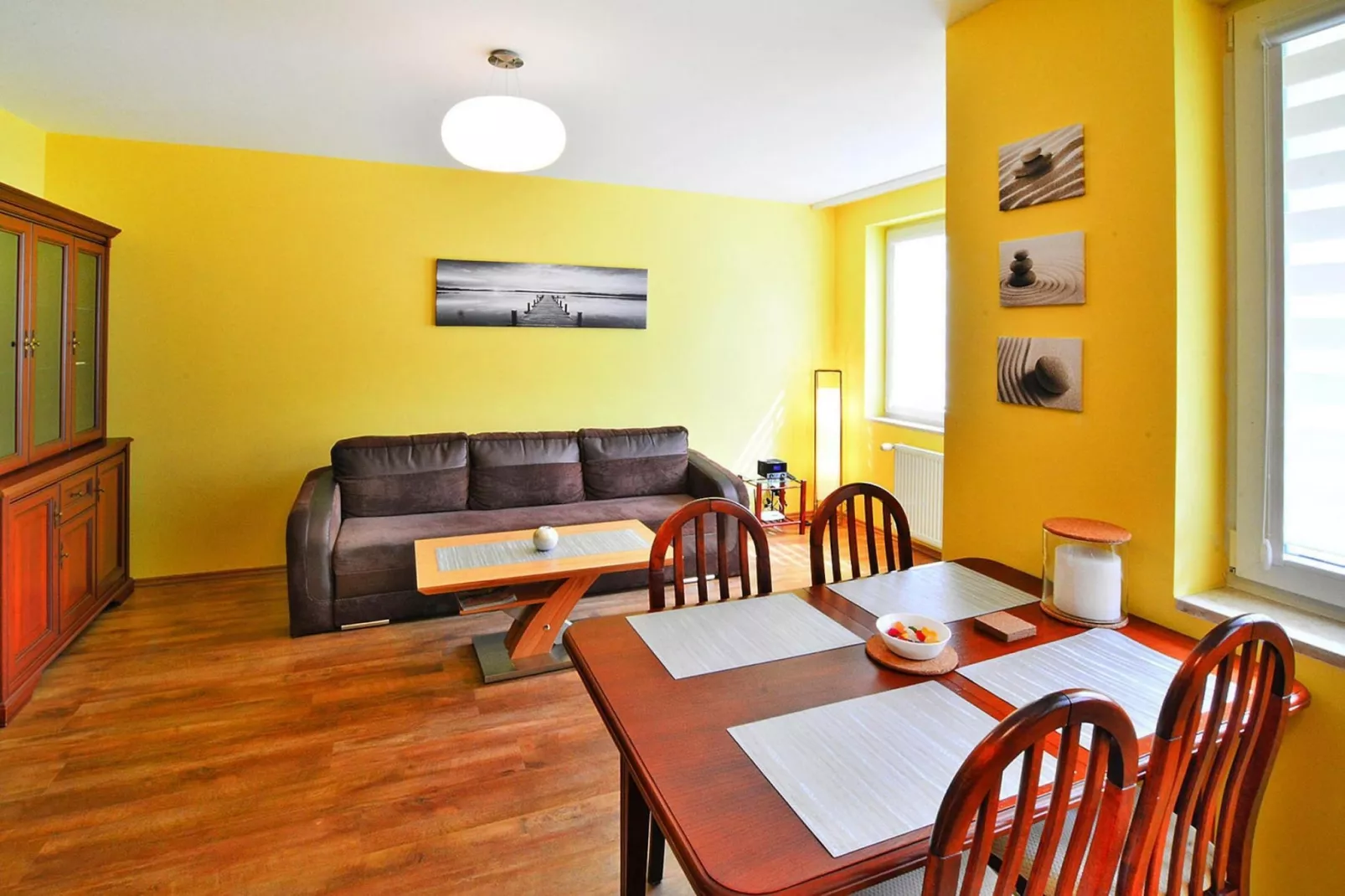 Apartment Kolobrzeg-Eetkamer