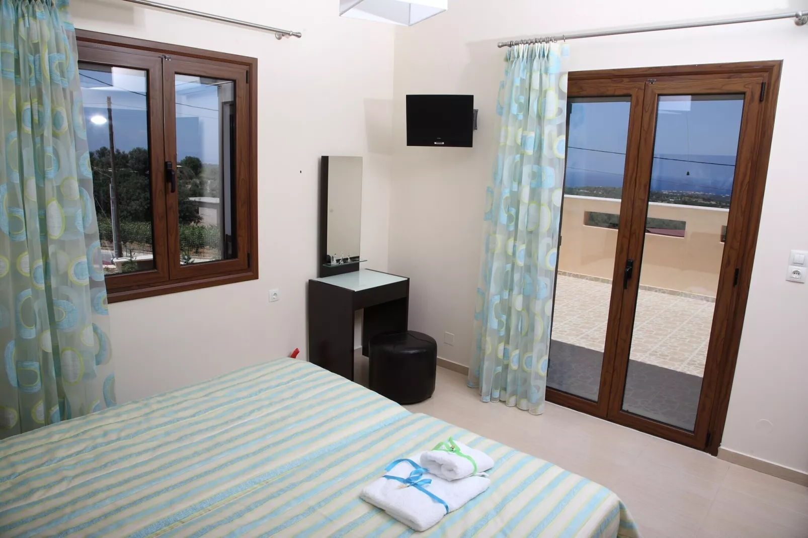Agnanti Marina villa with private pool-Slaapkamer