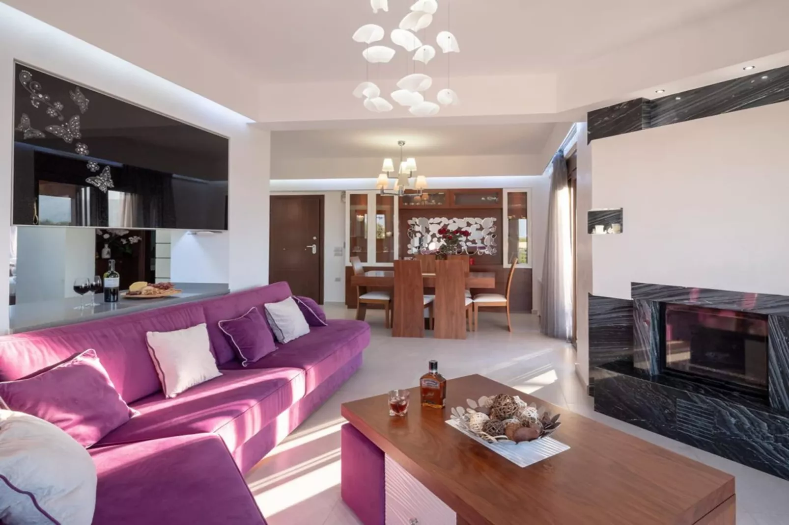 Villa David with private pool-Woonkamer