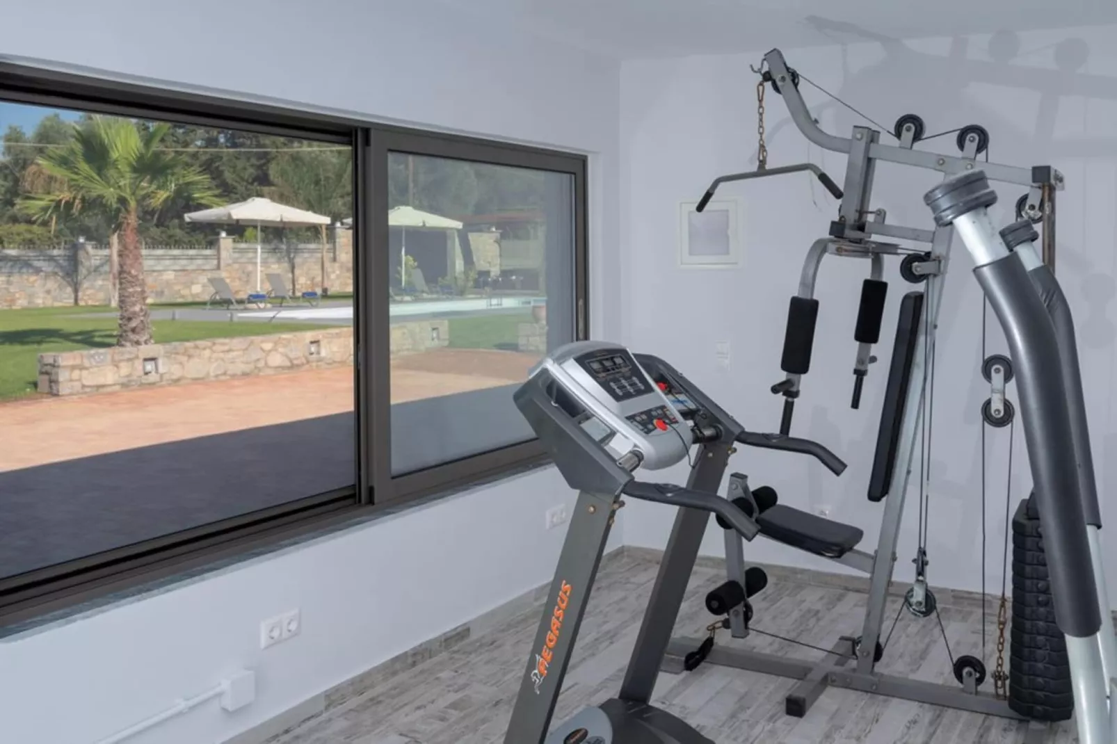Villa David with private pool-Sportzaal
