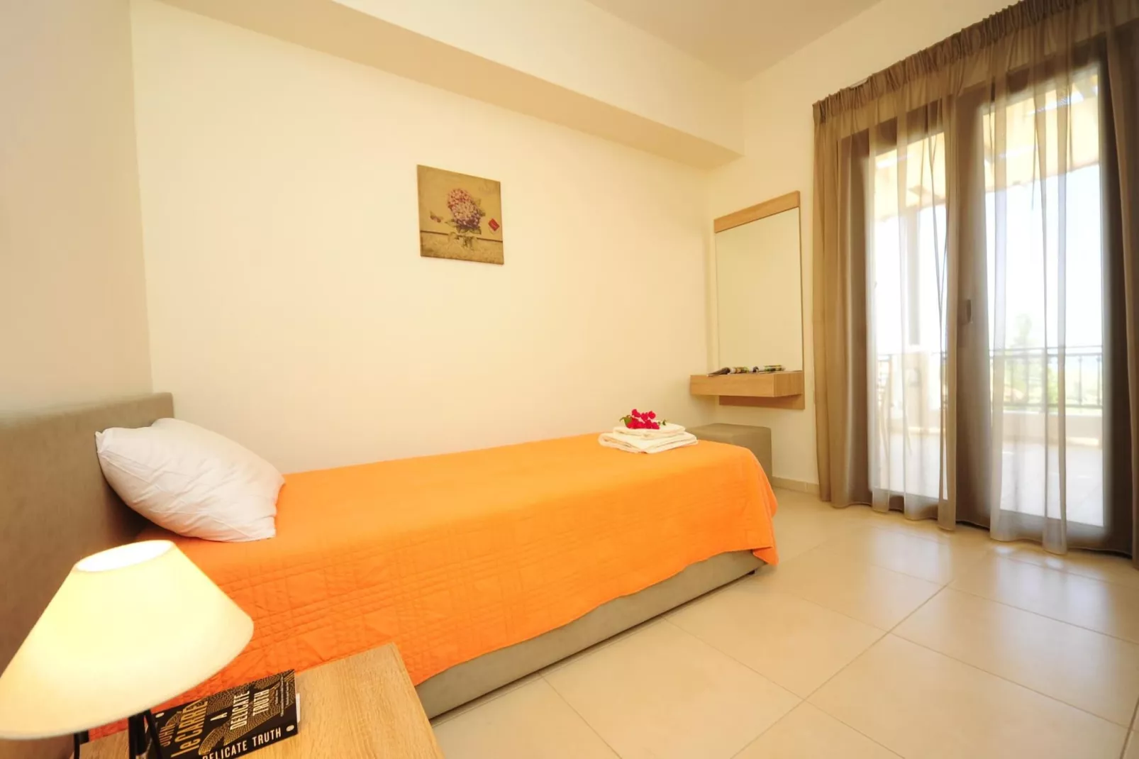 Villa Orsalia with private pool-Slaapkamer