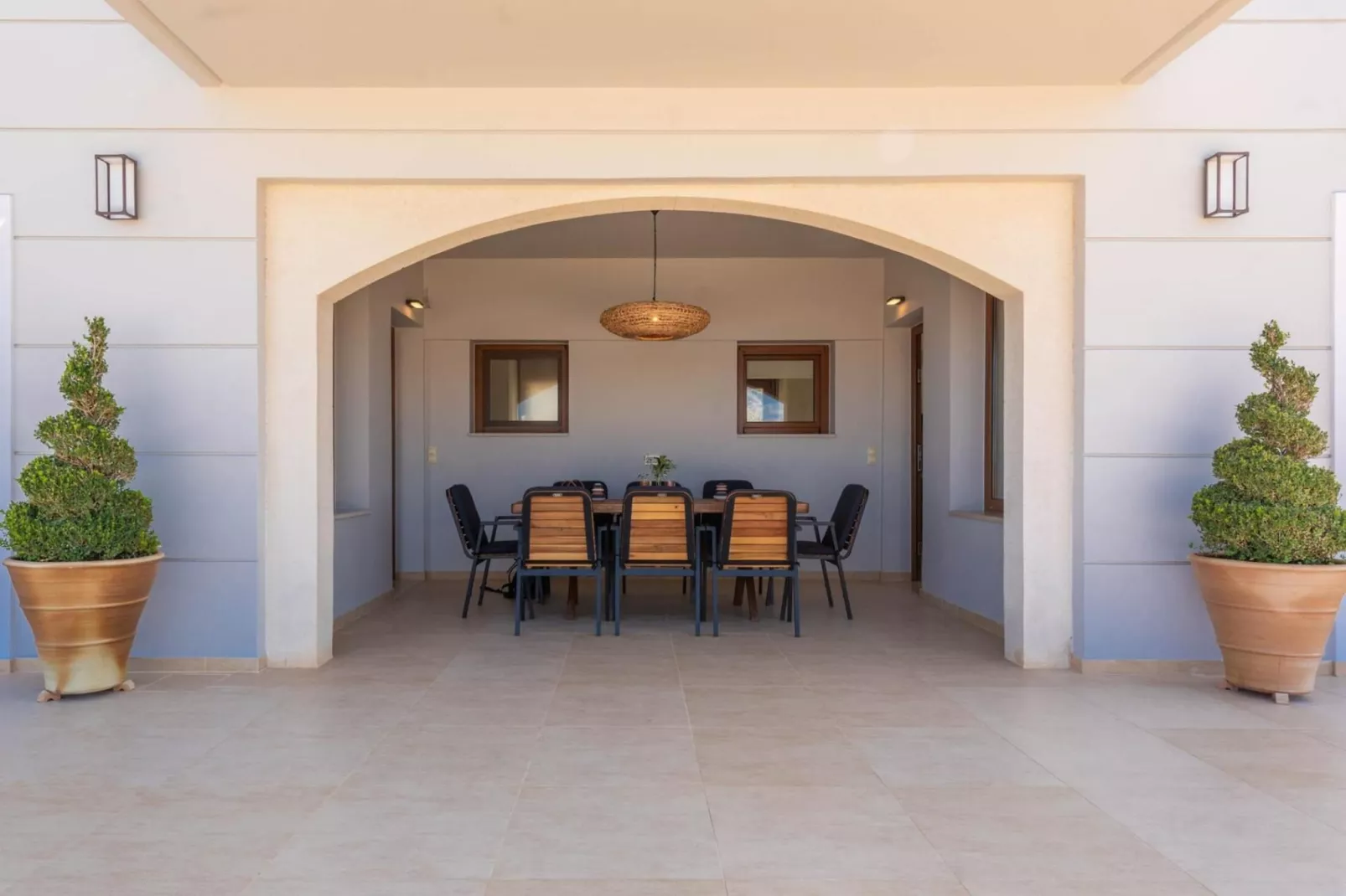 Villa Dimitra with swimming pool-Terrasbalkon