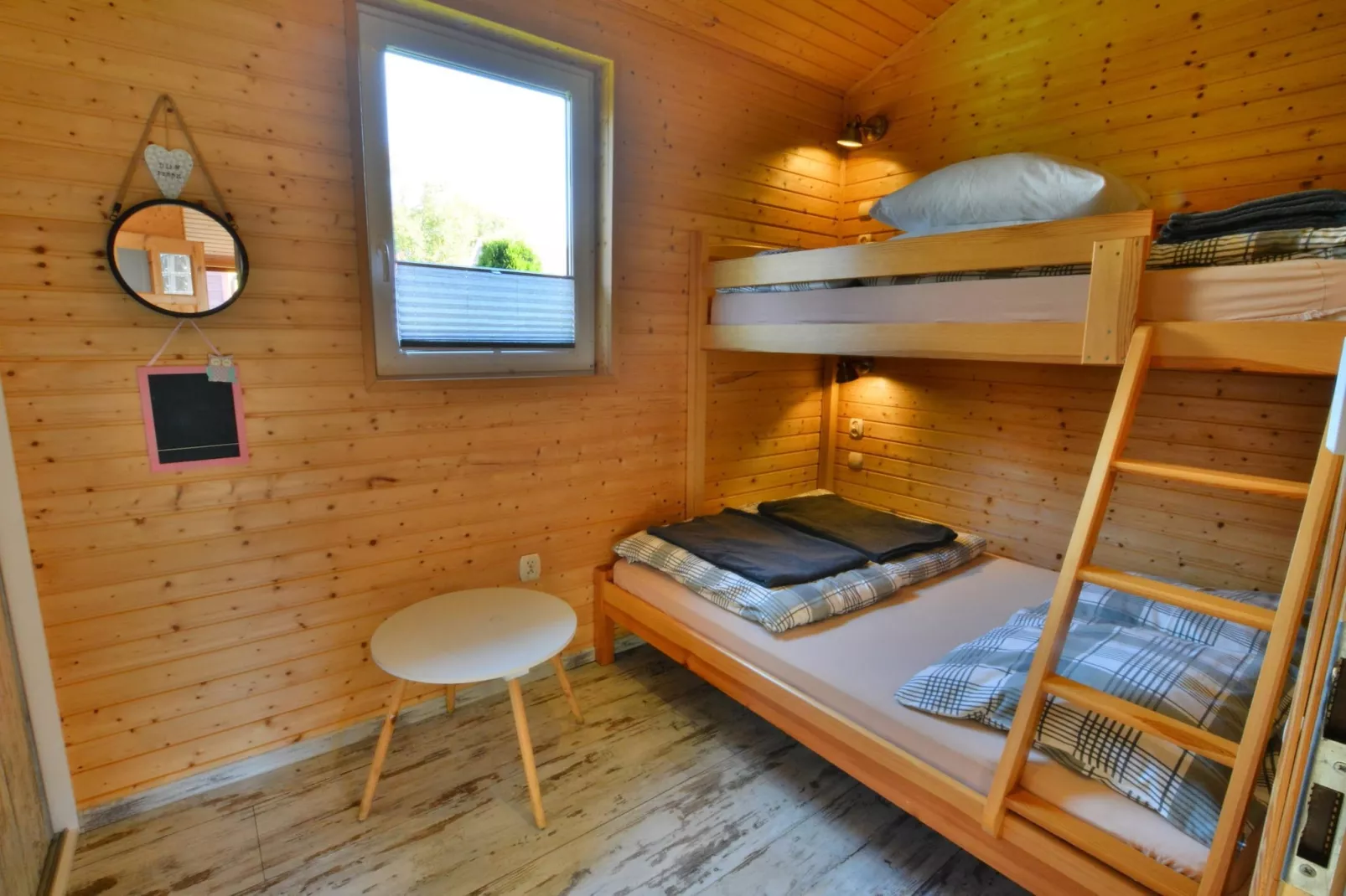 Domek całoroczny starszy TYP A Ustronie Morskie-Slaapkamer