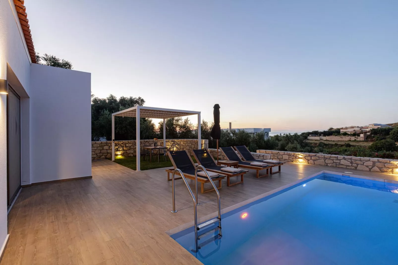 Eveland Accessible Villa 2-Zwembad