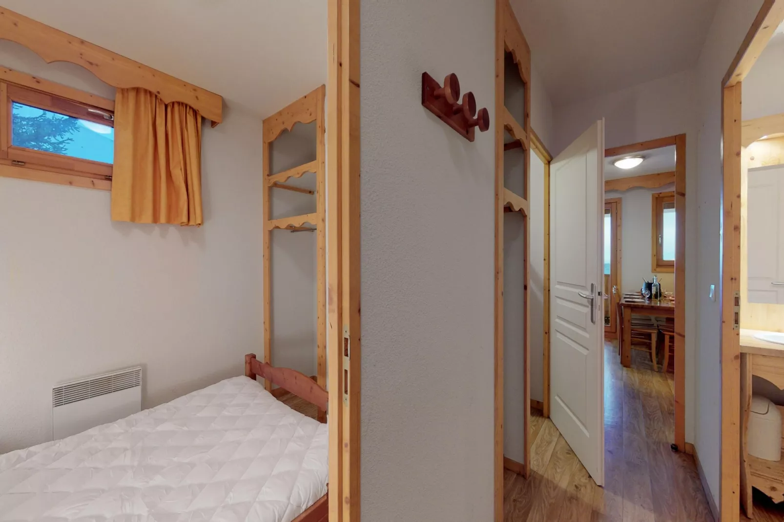 Vercors 2 009-FAMILLE & MONTAGNE appart. 6 pers-Slaapkamer