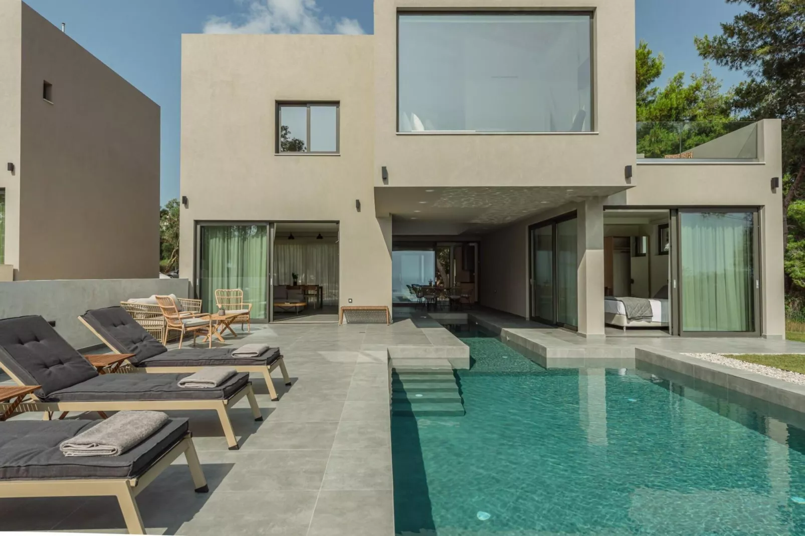 Luxury Villa Mon I Vassilikos-Buitenkant zomer