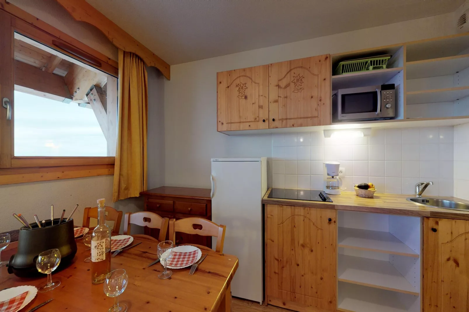 Vercors 2 040-FAMILLE & MONTAGNE appart. 6 pers-Keuken