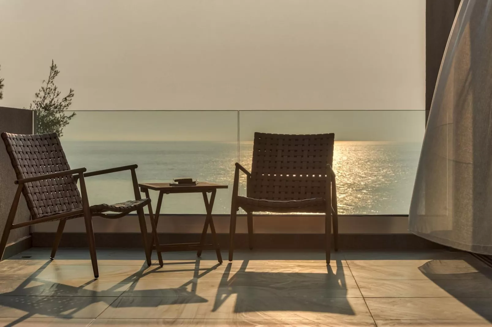 Luxury Villa Mon I Vassilikos-Terrasbalkon