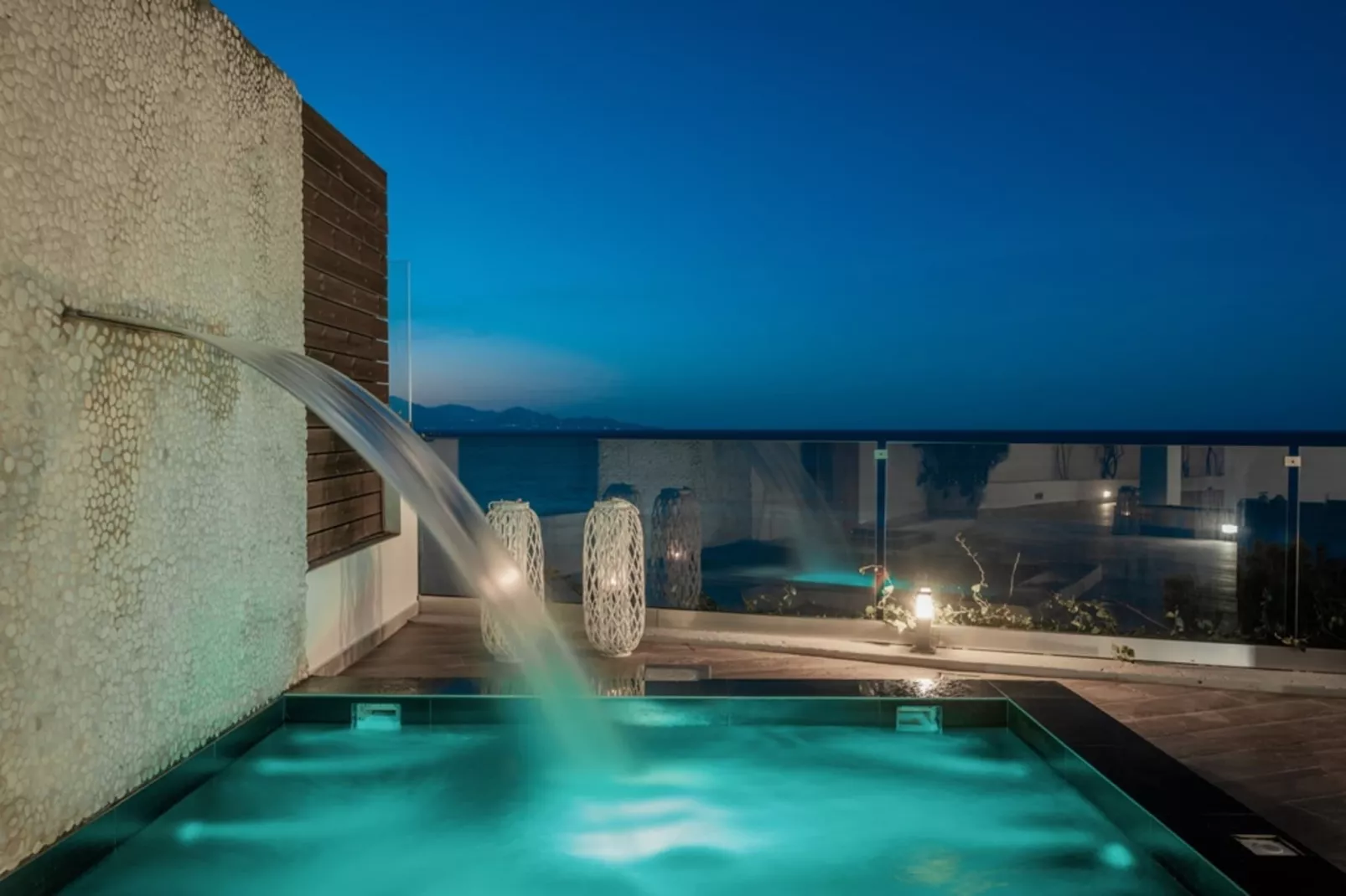Luxury Villa Cavo Mare Meltemi with pool & jacuzzi-Faciliteiten