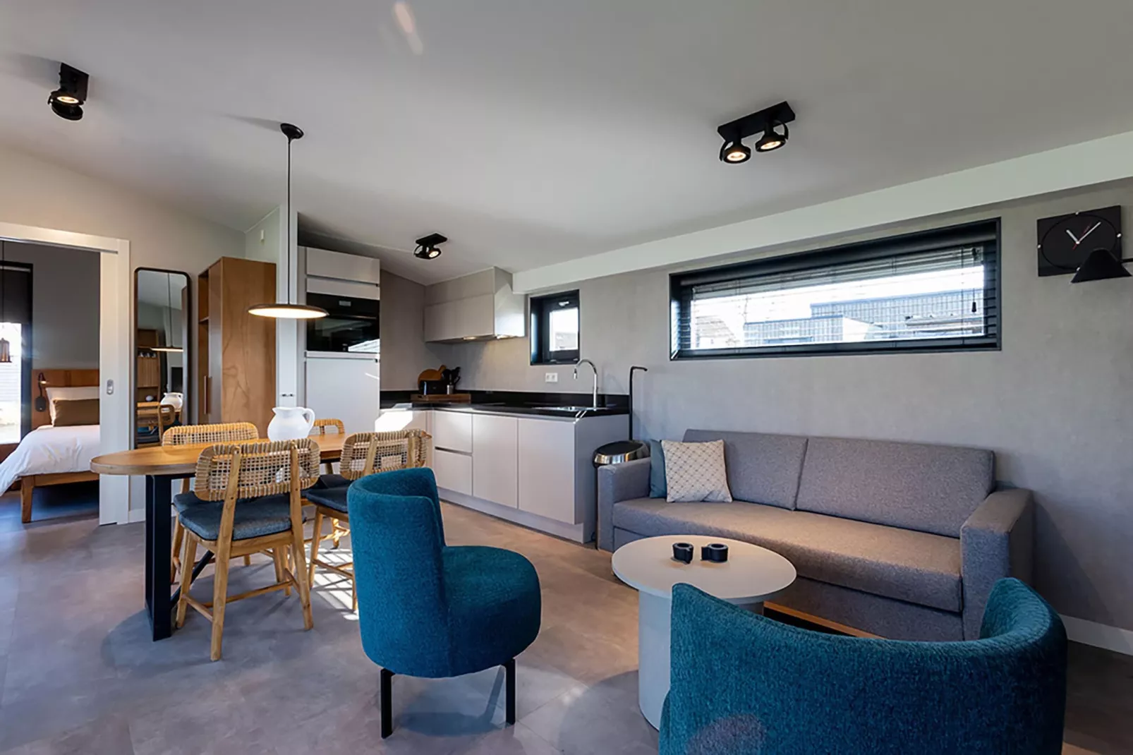 Docklodge 28