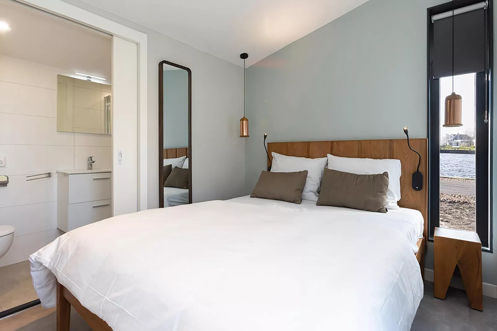 Docklodge 28
