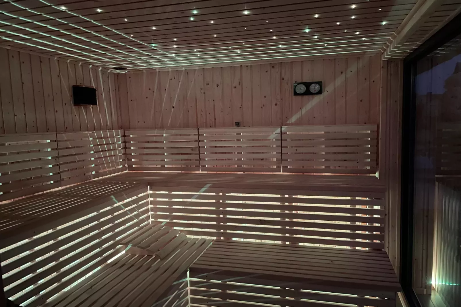 Domki wakacyjne PREMIUM PLUS dla 7 osób Sianożęty-Sauna
