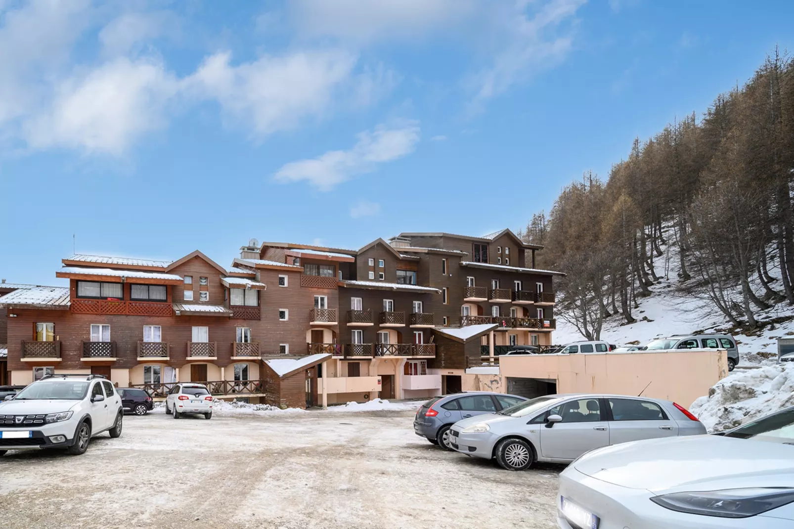 LE SCHUSS 5 N°28 - ST4C-Buitenlucht