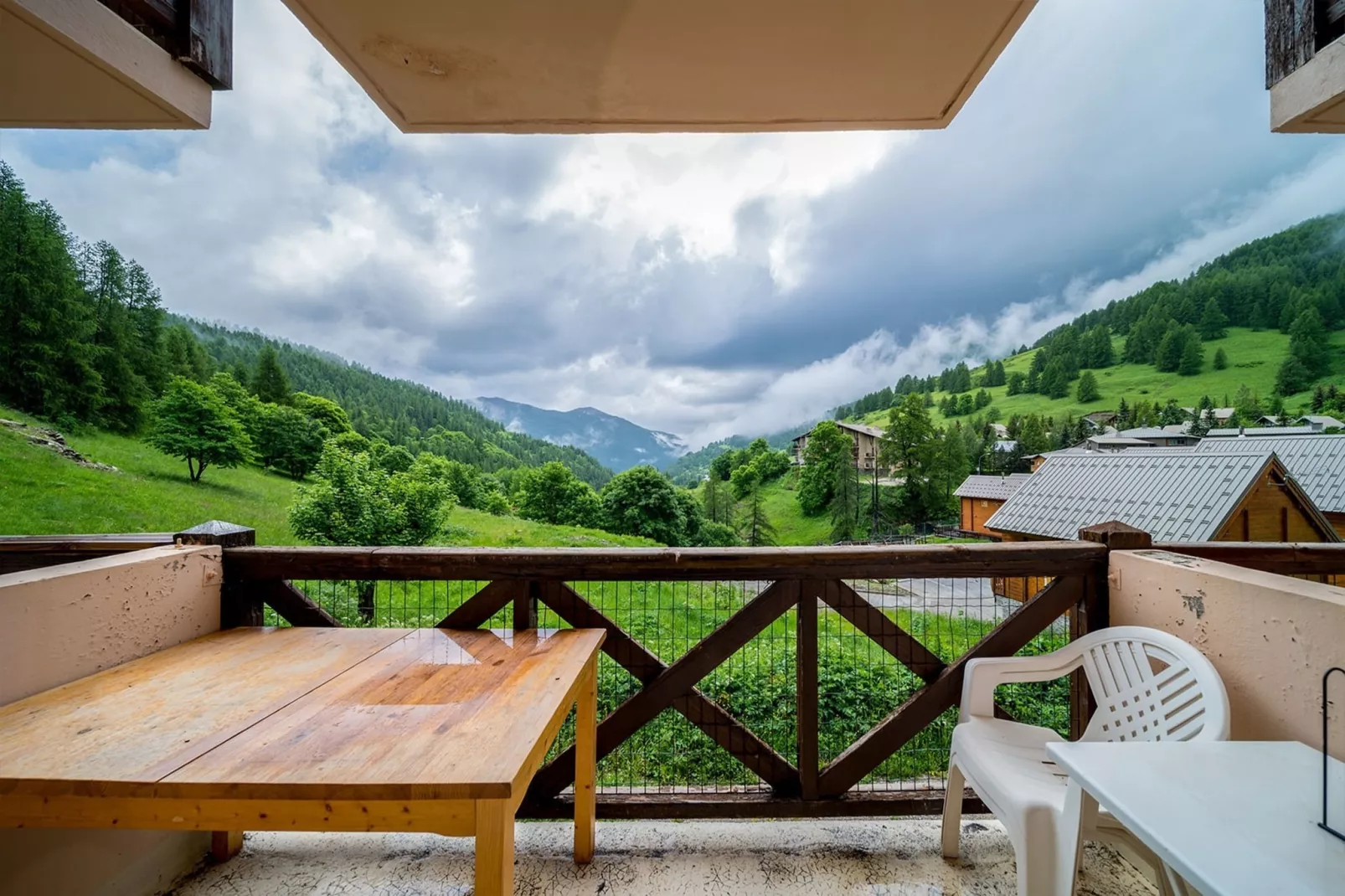 LE SCHUSS 5 N°28 - ST4C-Terrasbalkon