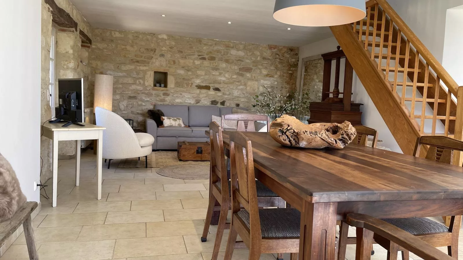 Domaine Saint Martin le Redon-Eetkamer