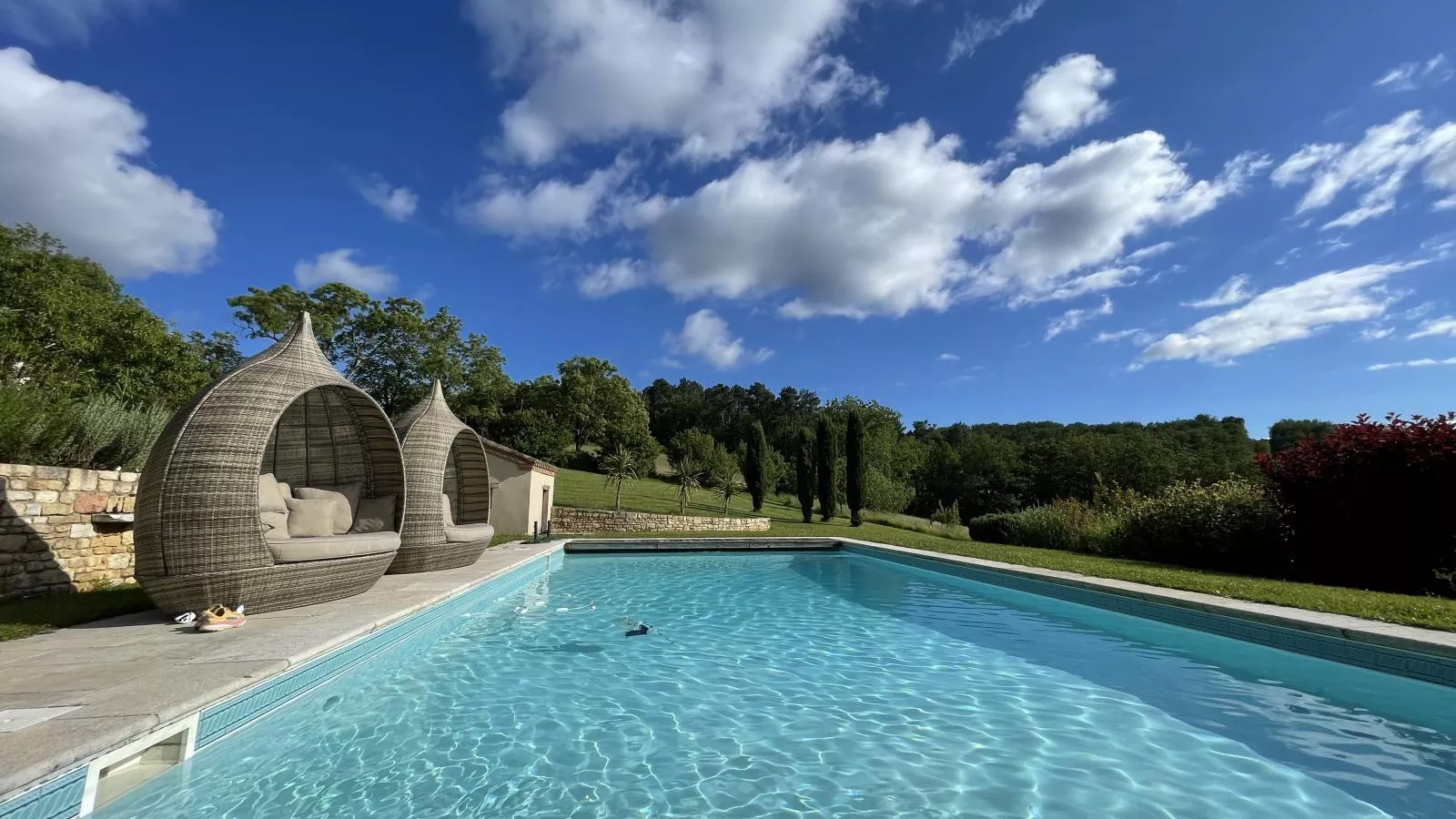 Domaine Saint Martin le Redon-Zwembad