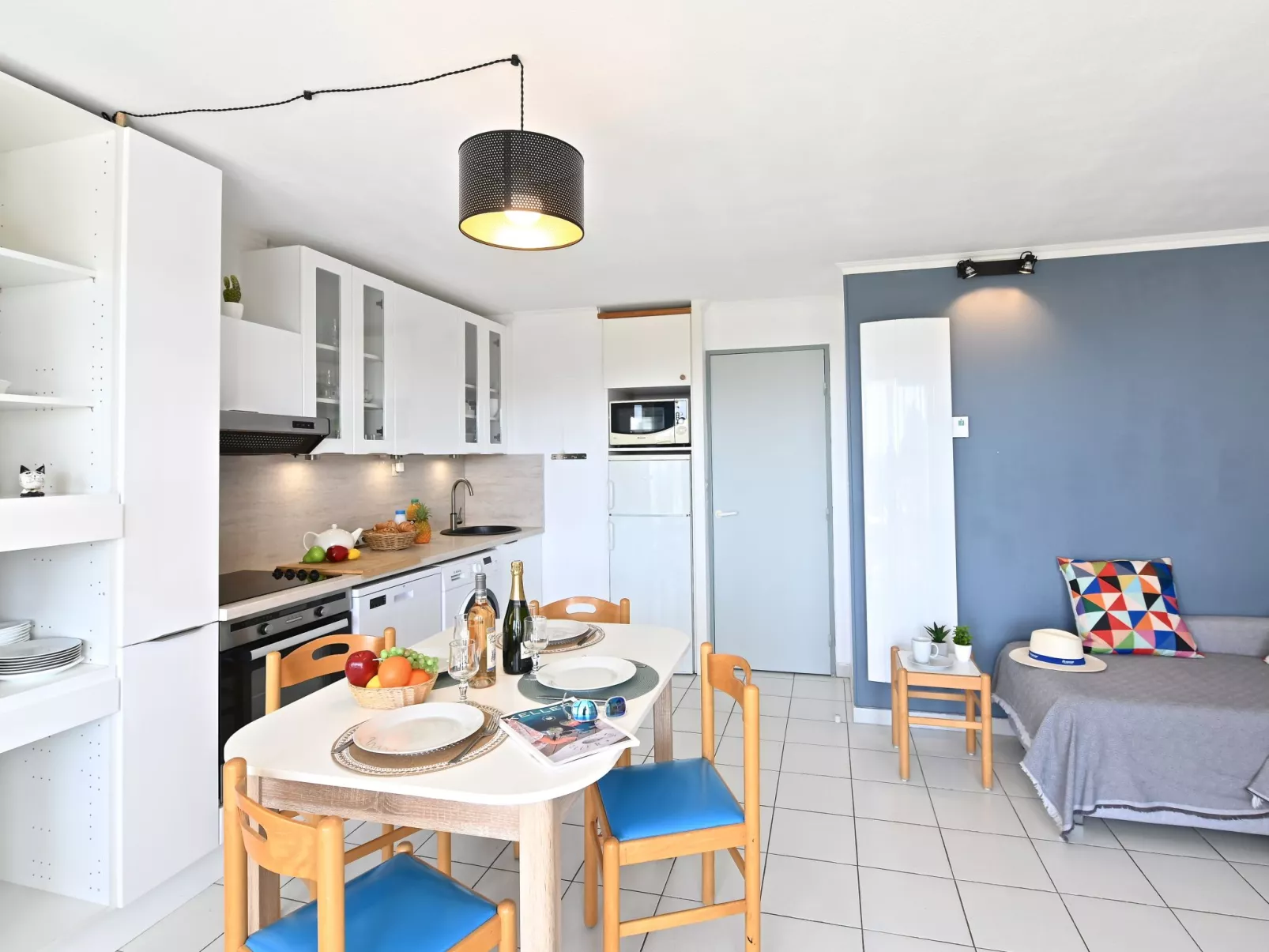 Le Hameau (L2 202)-Binnen