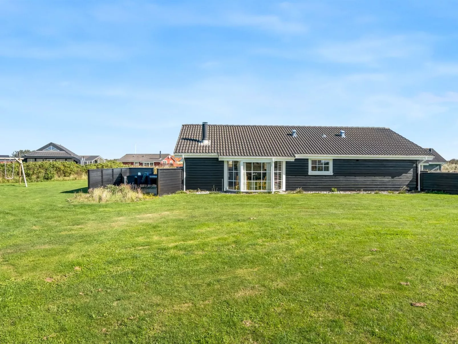 "Winona" - 600m from the sea-Buiten