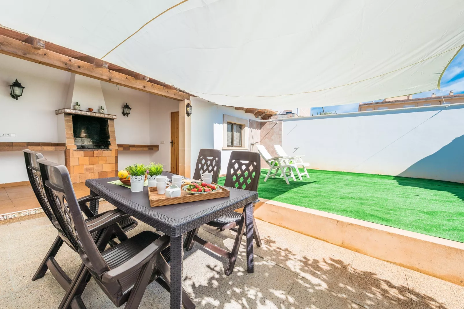 Ca Na Dora-Terrasbalkon