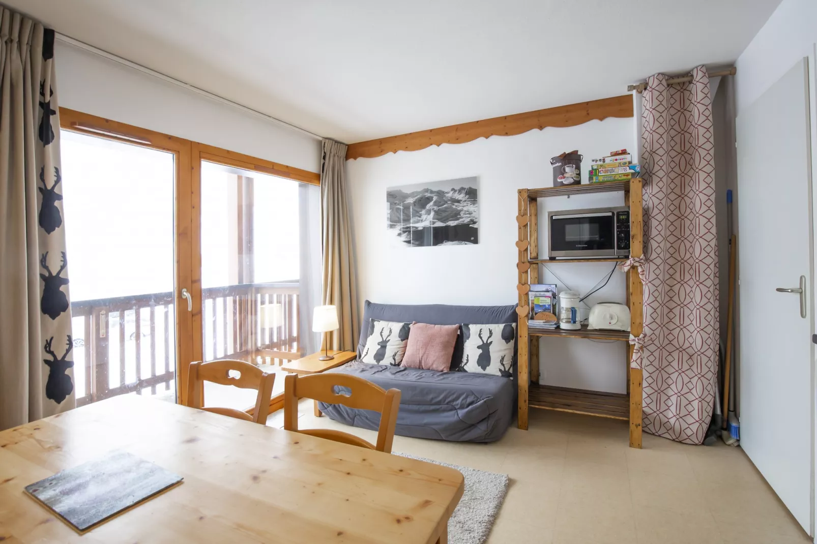 Balcons B 024 - PARC NAT. VANOISE appart. 6 pers.-Woonkamer