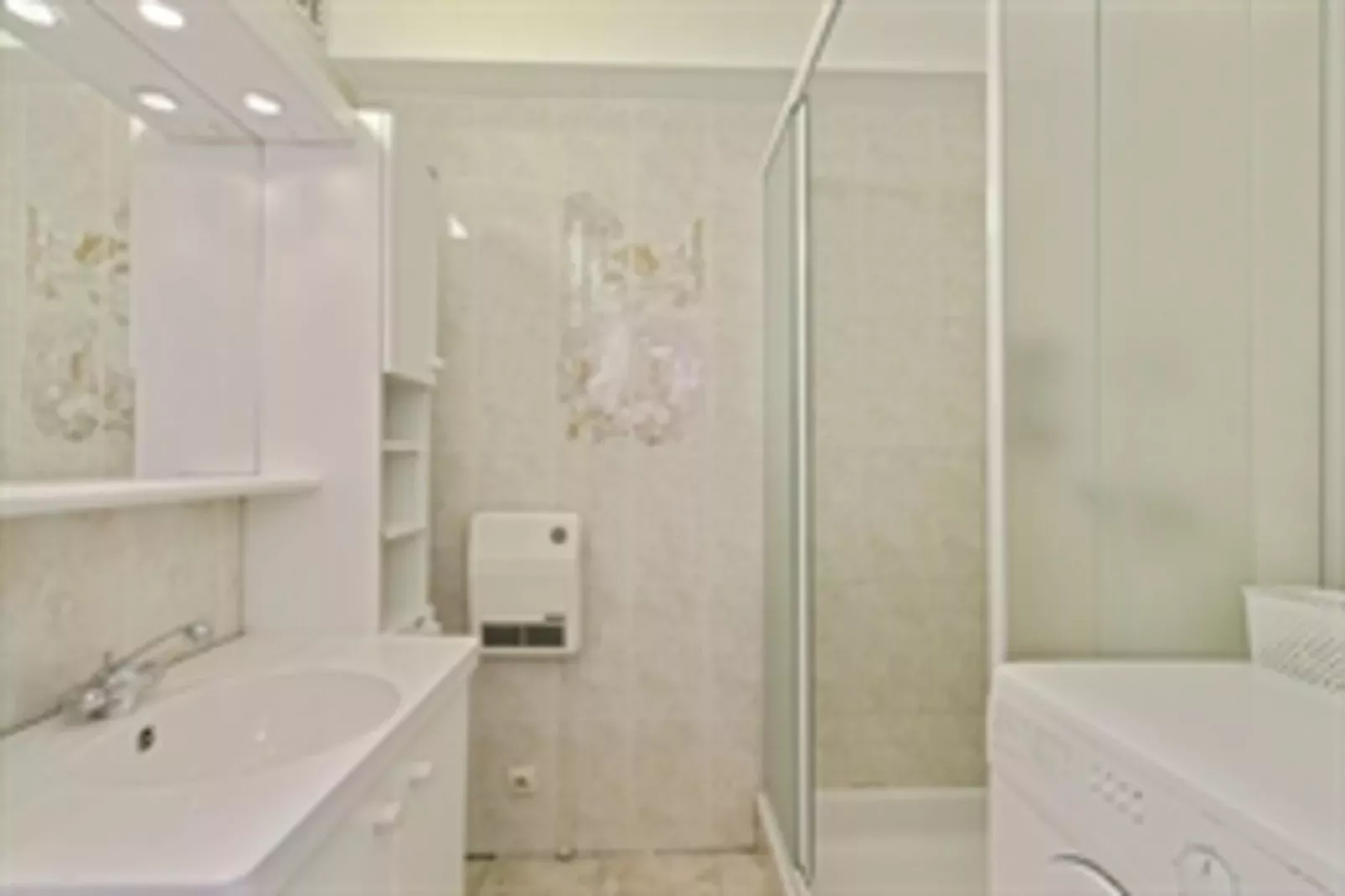 SEA SWALLOW - 1ST-Badkamer